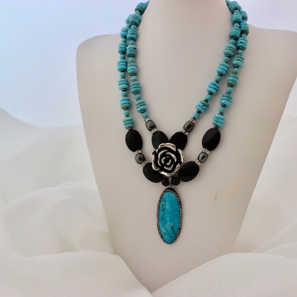 Pendants Multi Strand Necklace - Picture 9 of 9